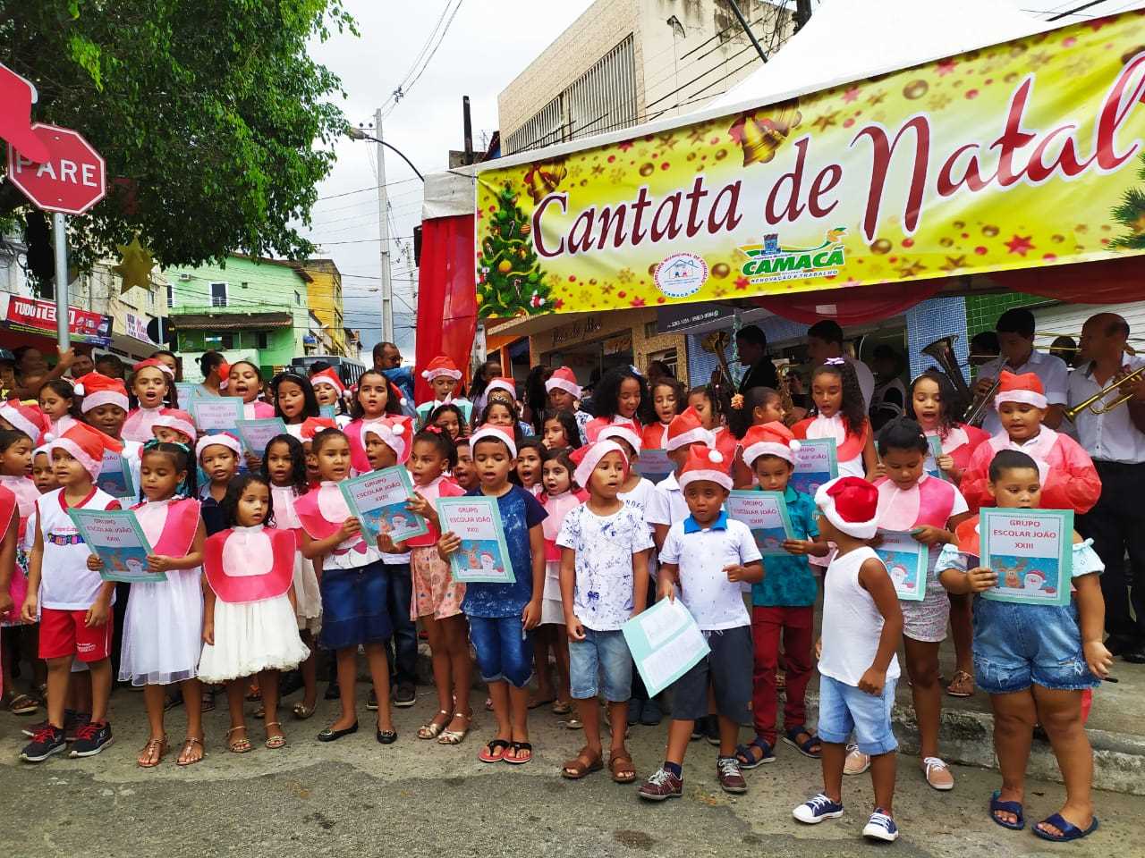 Camacã: Secretaria de Educação realiza 1ª Cantata de Natal e encanta a comunidade